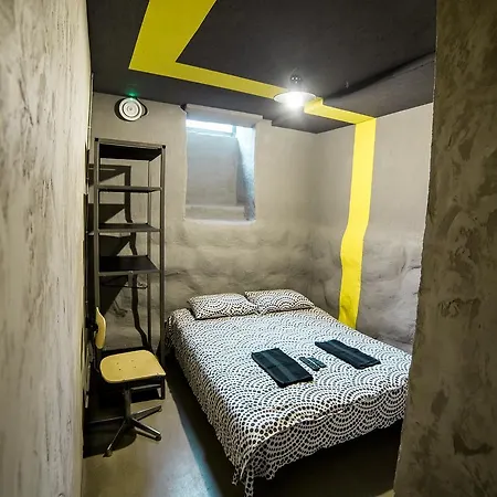 Loft Prison * 利沃夫